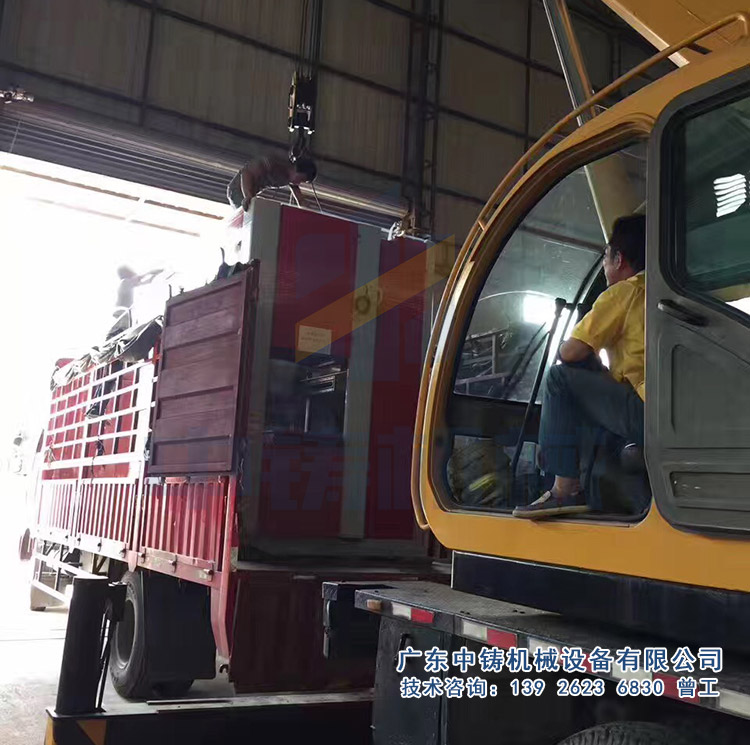 湖南嘉禾全自動(dòng)造型機(jī).jpg 湖南嘉禾全自動(dòng)造型機(jī).jpg